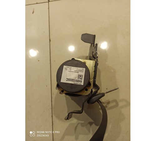 Ремень безопасности (задний, правый)