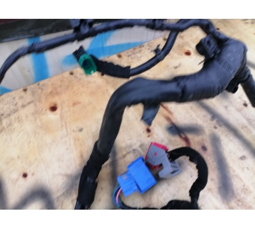 Проводка подкапотная с монтажным блоком