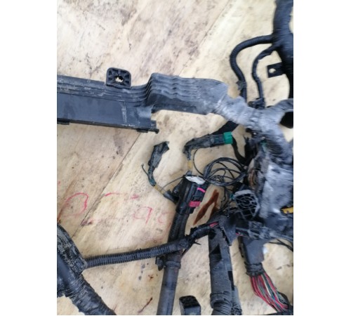 Проводка подкапотная с монтажным блоком