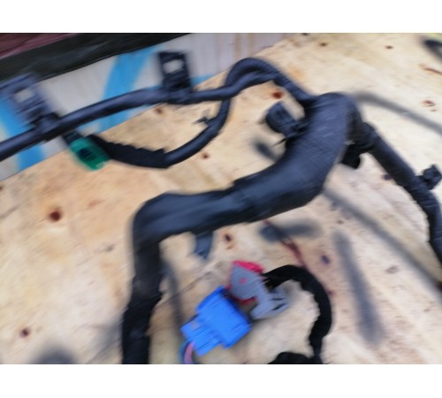 Проводка подкапотная с монтажным блоком