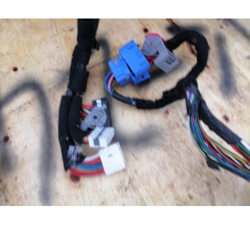 Проводка подкапотная с монтажным блоком