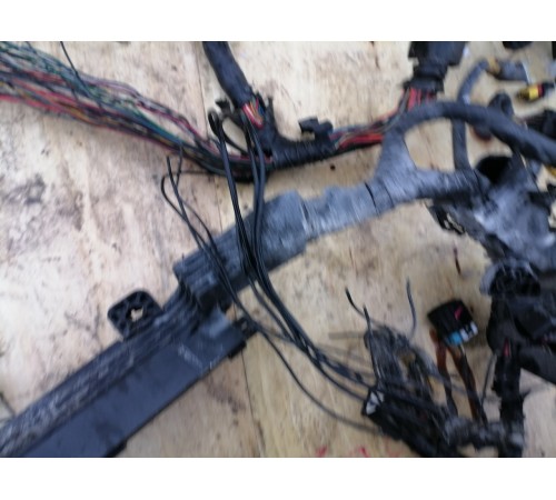 Проводка подкапотная с монтажным блоком