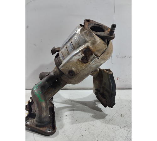 Катализатор с выпускным коллектором