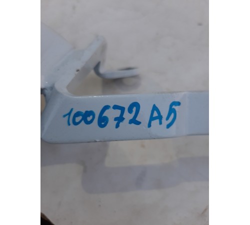 Петля крышки багажника(правая)