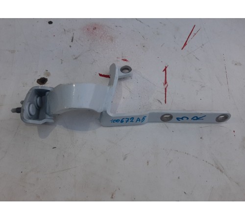 Петля крышки багажника(правая)