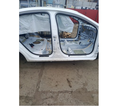 Порог со стойкой правый