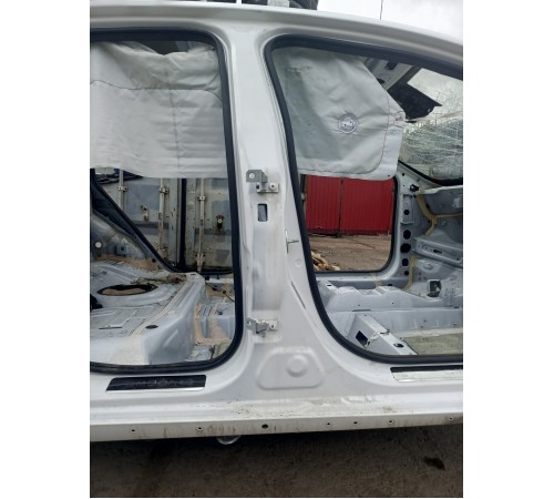 Порог со стойкой правый