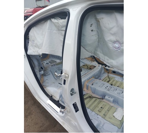 Порог со стойкой правый