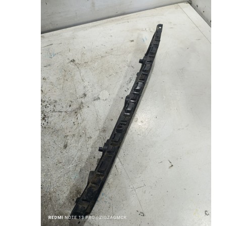 Кронштейн заднего бампера правый