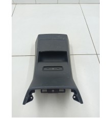 Накладка центральной консоли задняя с блоком USB