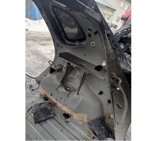 Крыло заднее правое