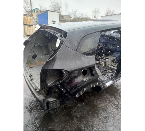 Крыло заднее правое