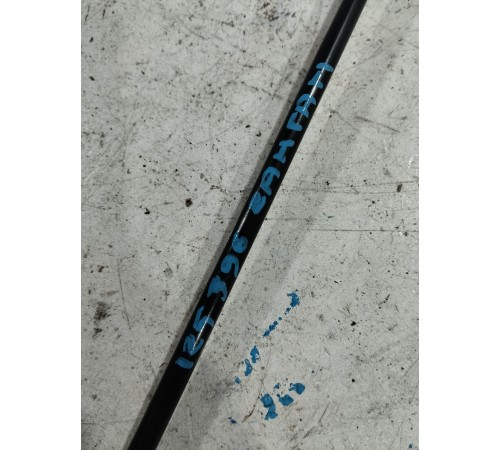 Держатель капота