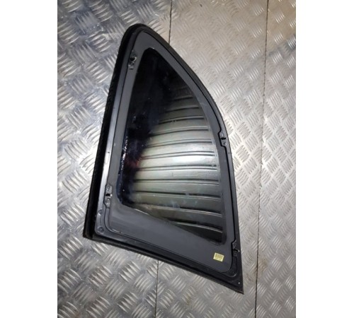 Стекло заднее задн. лев.