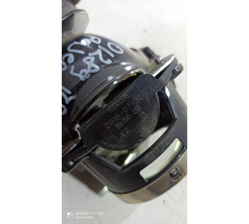 Линза фары (передняя, правая)