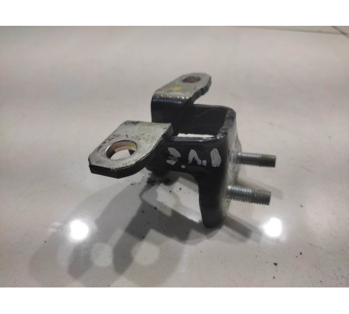 Петля двери (задняя, левая, верхняя)