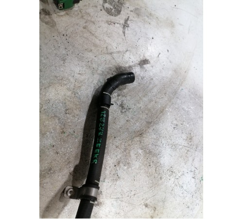 Патрубок системы охлаждения