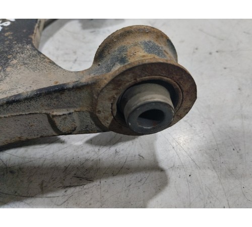 Рычаг подвески (задний правый) верхний