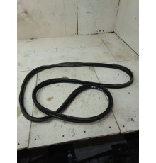 Уплотнитель багажника