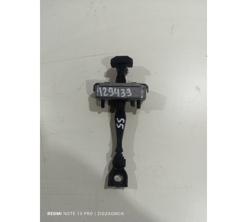 Ограничитель двери передний левый