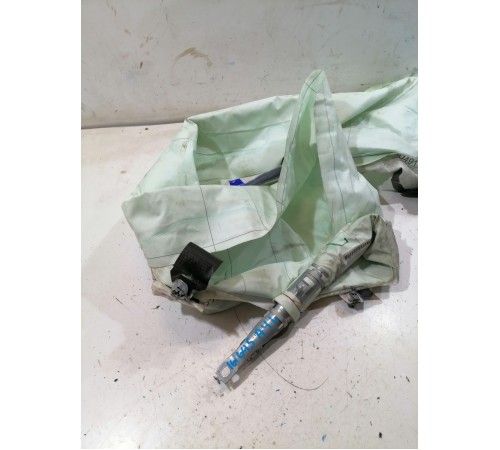 	Подушка безопасности боковая левая