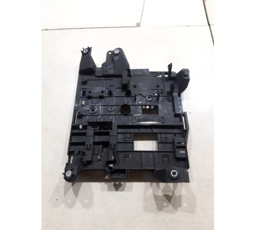 Кронштейн(крепление) блока управления задний левый