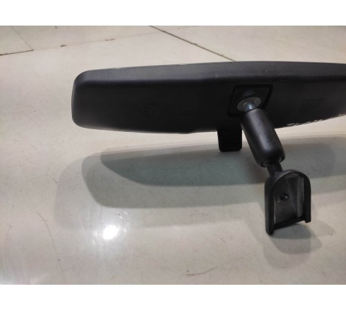 Зеркало заднего вида (салонное)