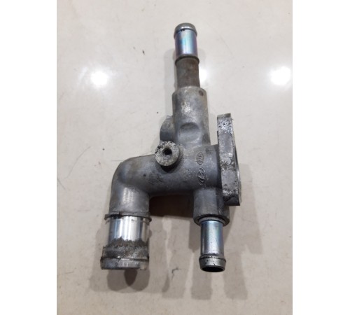 Тройник фланец системы охлаждения