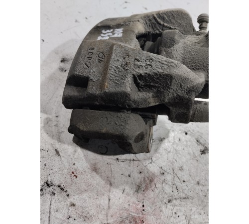 Суппорт(передний правый)