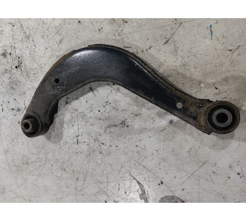 Рычаг задний левый