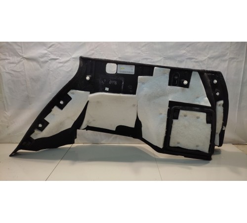 Боковая обивка багажника (левая)