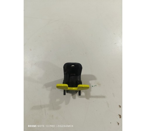 Фиксатор (ограничитель) двери