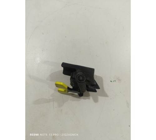 Фиксатор (ограничитель) двери