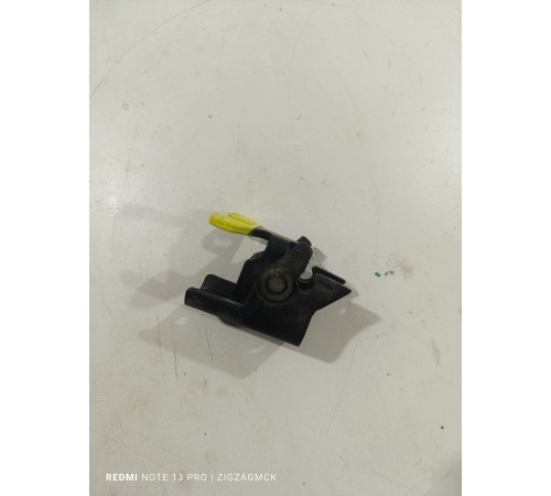 Фиксатор (ограничитель) двери