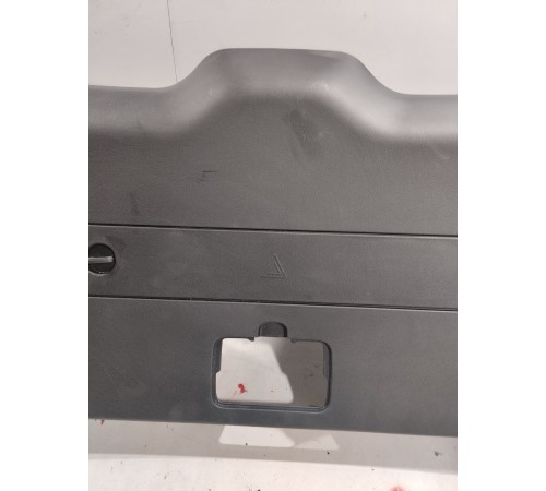 Накладка крышки багажника