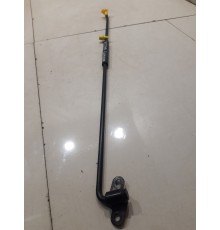 Держатель капота