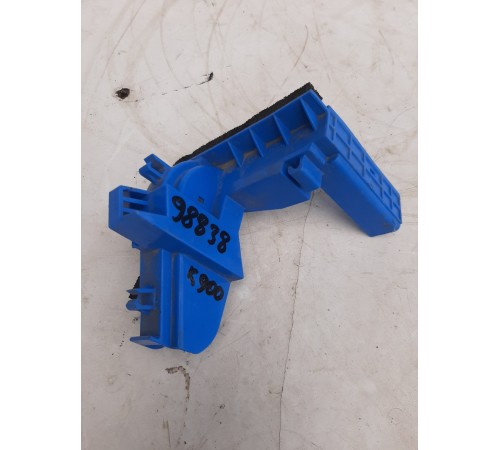 Накладка замка двери задняя левая