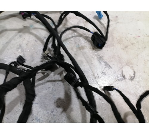 Электропроводка двери задняя левая