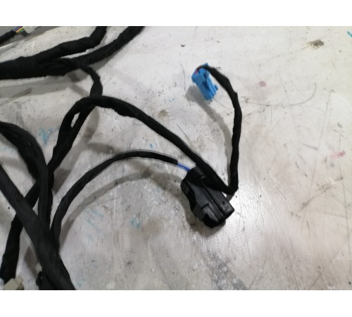 Электропроводка двери задняя левая