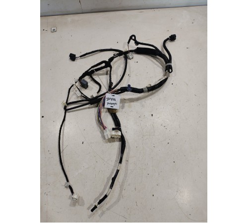 Электропроводка крышки багажника