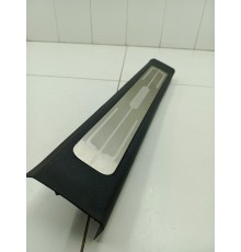 Накладка порога передняя правая