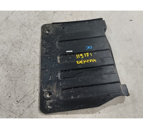 Защита антигравийная правая