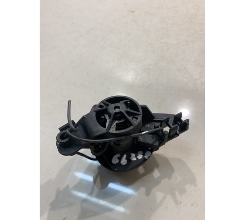 Кнопка открывания багажника