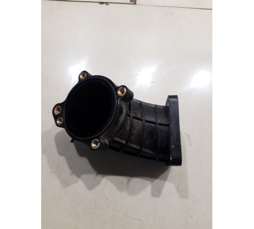 Патрубок воздушного фильтра