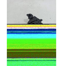 Кронштейн замка двери (задний, правый)