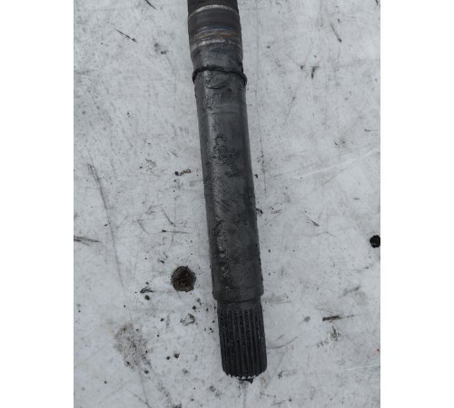 Привод (полуось) передний правый