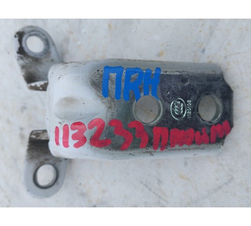 Петля двери передняя правая нижняя