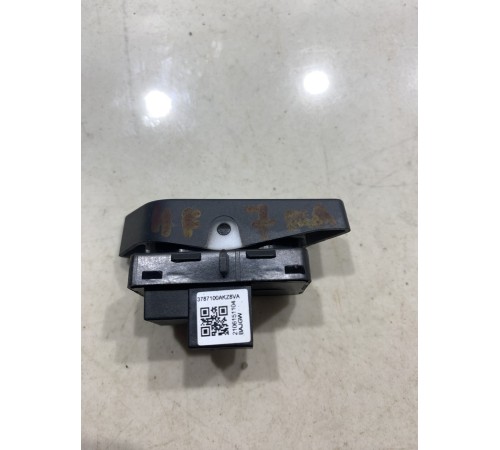 Кнопка центрального замка