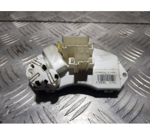 Реле вентилятора печки