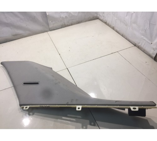 Обшивка стойки (задняя, правая)